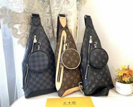 Picture of LV Mens Bags _SKUfw133192173fw
